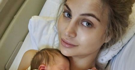 Hanna Żudziewicz z córką w szpitalu. Pokazała wspólne zdjęcie