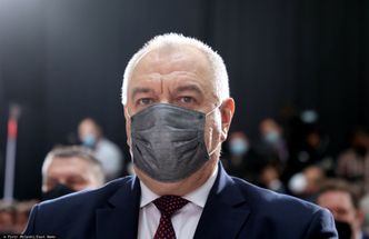 Sasin grozi UE. "Być może trzeba będzie wypowiedzieć pakiet klimatyczny"