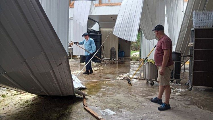 Huragan zniszczył polską misję na Jamajce. Potrzebna pilna pomoc