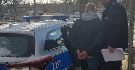 Zabójca po 20 latach trafi za kraty. Wpadł, bo nie miał maseczki