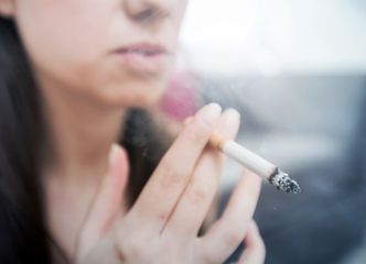 Kraj UE idzie na wojnę z papierosami. W 2040 r. ma być wolny od dymu