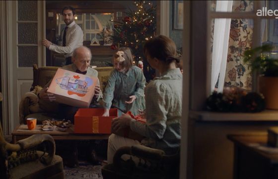 Allegro prezentuje reklamę świąteczną „Dom”