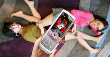 Samsung sprzeda 25 mln komórek w 2010?