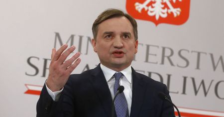 Ziobro: domagamy się odrzucenia w całości pakietu "Fit for 55"
