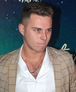 Adam Zdrójkowski na rajskich wakacjach. Pokazał się bez koszulki