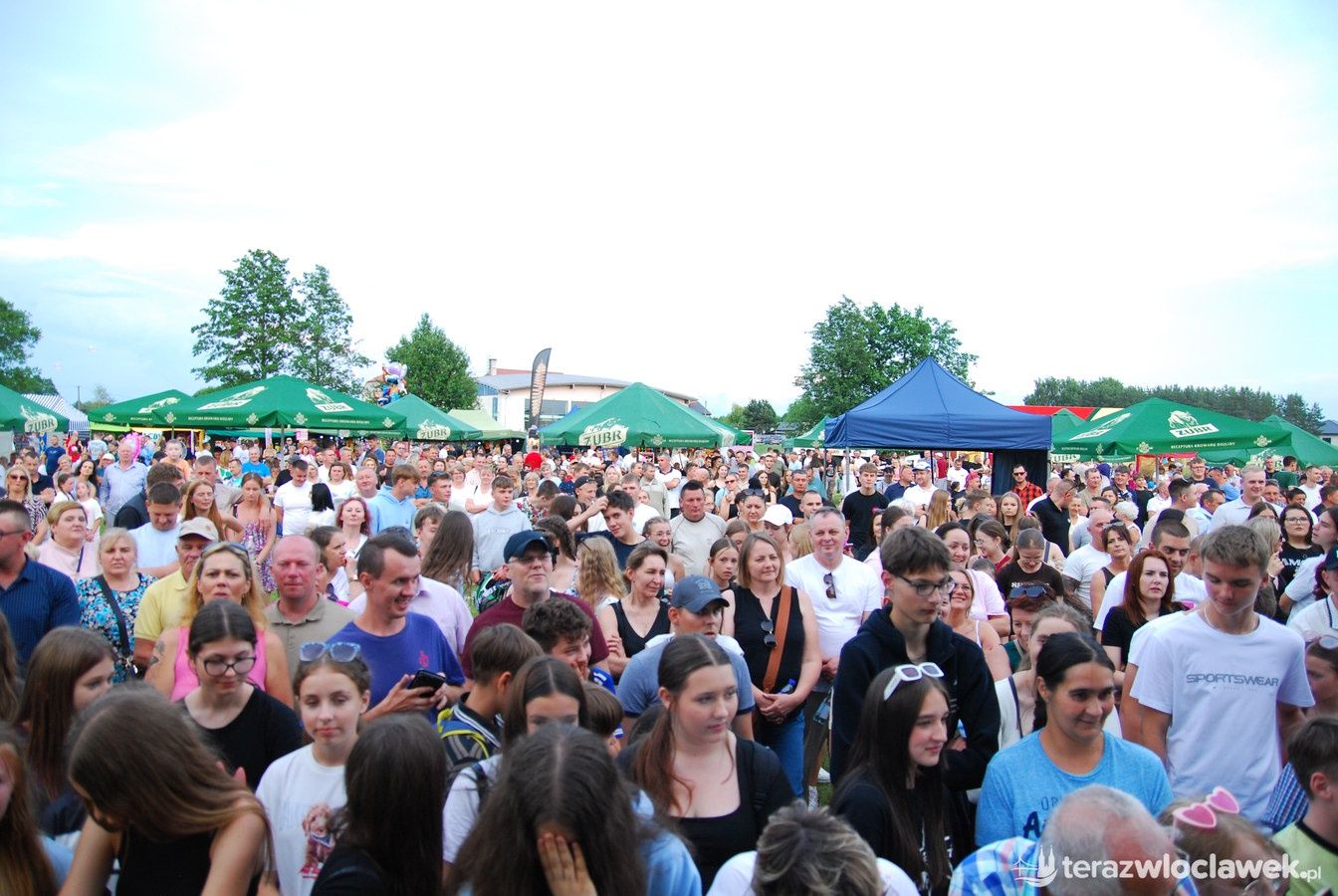 IX Powiatowo-Gminny Festiwal Zespołów Weselnych w Boniewie