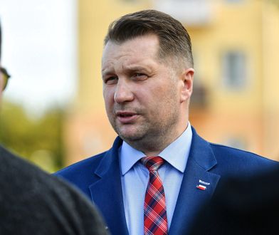 Przemysław Czarnek z wirusem. "Odwiedził babcię w szpitalu, pacjenci zakażeni"