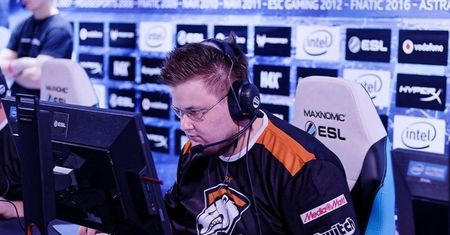 Czwarta kolejka ECS  - Virtus.pro zmierzy sie z FaZe Clan