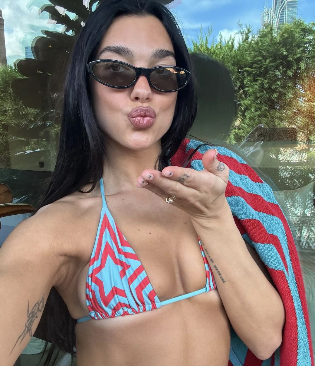 Dua Lipa może pochwalić się idealną figurą