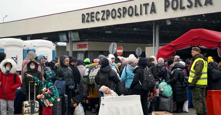 Do Polski zjeżdżają tłumy Ukraińców. "Zaraz będziemy mieli gigantyczne problemy"