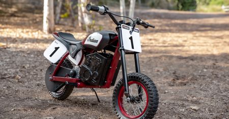 Indian prezentuje swój pierwszy motocykl elektryczny. To dziecięcy eFTR Mini