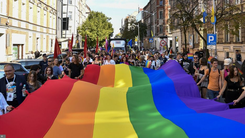 Uchwały dot. LGBT. Polski rząd odpowiada Komisji Europejskiej
