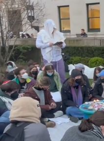 Czy protestujący studenci są antysemitami? Nagrania z kampusów