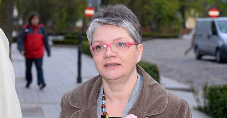 Super Niania spełnia się w roli babci. Pokazała zdjęcie ze spaceru