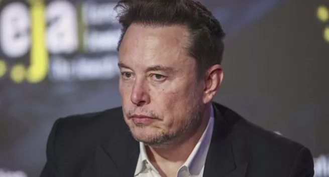 Firma Muska wyprzedziła NASA. Miliarder narzeka na Trumpa