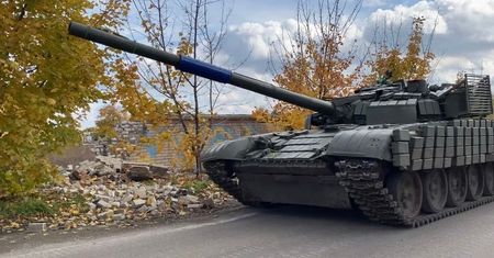 Polacy wysłali 200 czołgów T-72M1R do Ukrainy. Po modyfikacji "dają radę"
