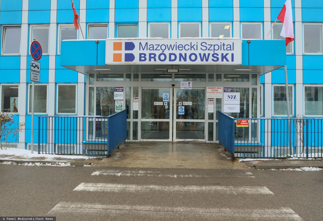 Sprawdza go kolejny szpital. Lekarz miał pracować 700 godzin