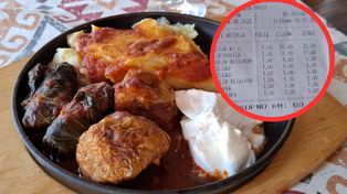 Obiad z widokiem jak z pocztówki. W Bośni zapłaciliśmy mniej niż w Chorwacji za pizzę