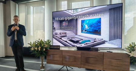 Największy telewizor Samsung w Polsce to teraz 98 cali. Dlaczego trafił do sprzedaży?