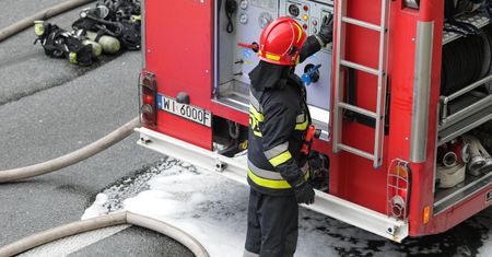 Pożar w hucie żelaza w Łaziskach Górnych. Są poszkodowani