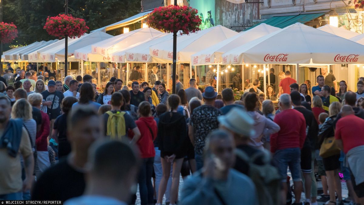 Podwyżki cen energii i gazu uderzają we wszystkich, ale jedną z pierwszych ofiar może być gastronomia — pisze "Rz" 