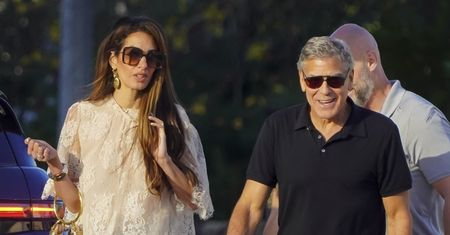 Dawno niewidziani George i Amal Clooneyowie "przyłapani" na randce w Saint-Tropez. Para jak z żurnala?