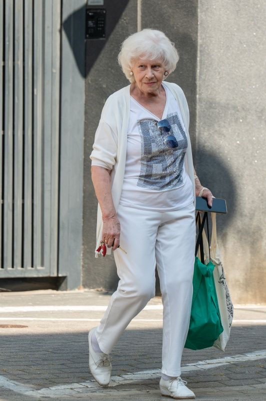 Krystyna Loska przyjechała samochodem na zakupy