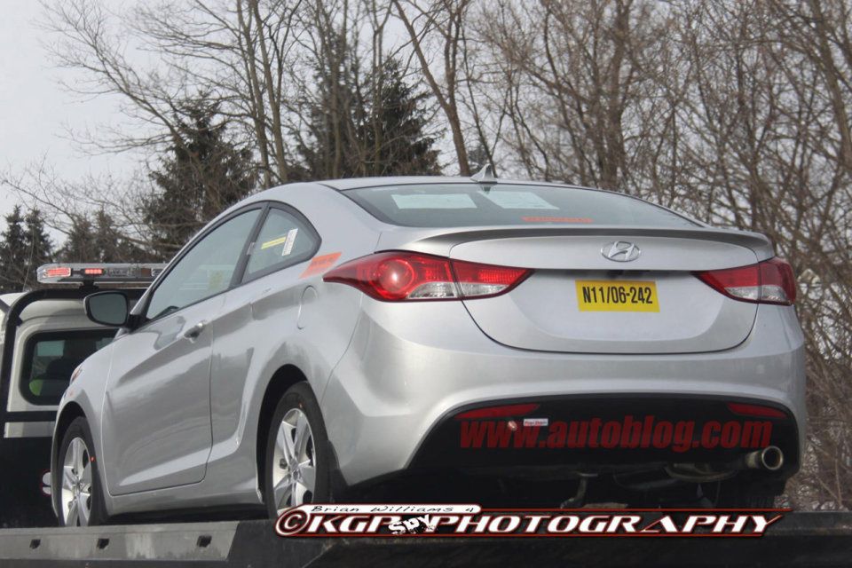 2013 Hyundai Elantra Coupe (źródło: