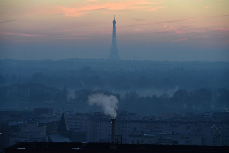 Walka ze smogiem. Rekordowe zanieczyszczenia powietrza w Paryżu