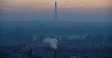 Walka ze smogiem. Rekordowe zanieczyszczenia powietrza w Paryżu