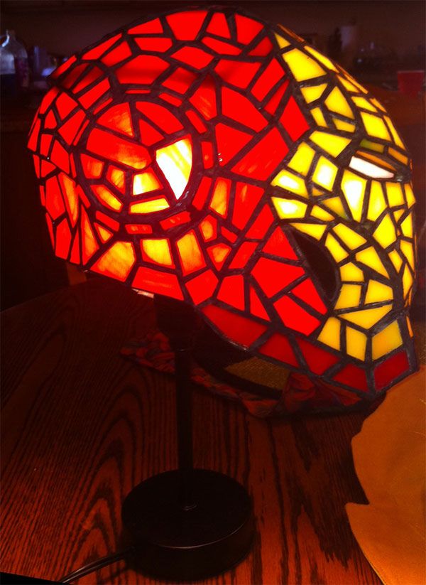 Darth Vader, Iron Man, steampunkowa czaszka. 12 pomysłowych lamp dla geeka 5