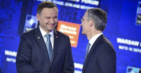 Szczyt NATO w Polsce. Co możemy na nim ugrać?