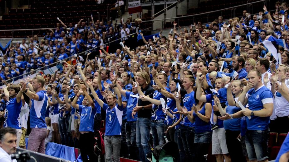 Zdjęcie okładkowe artykułu: WP SportoweFakty / Asia Błasiak / Na zdjęciu: kibice z Estonii