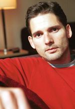 Eric Bana: Sprzątający panowie pociągają kobiety