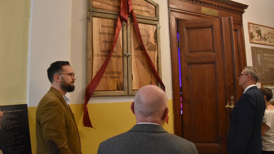 Odsłonięcie tablicy pamiątkowej poświęconej Janowi Kasprze