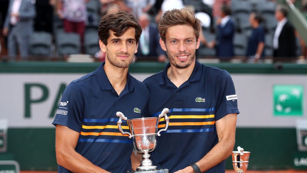 Getty Images / Matthew Stockman / Na zdjęciu: Pierre-Hugues Herbert i Nicolas Mahut, triumfatorzy Roland Garros 2018 w grze podwójnej mężczyzn