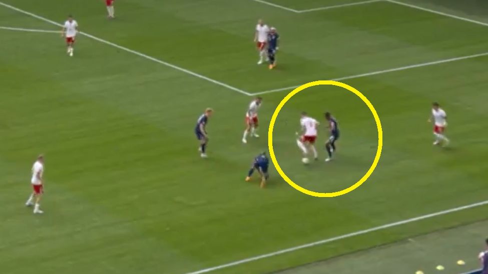 Twitter / TVP Sport / Na zdjęciu: akcja Jakuba Modera