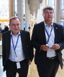 Akt oskarżenia wobec Wąsika i Kamińskiego. "Oczekujemy"