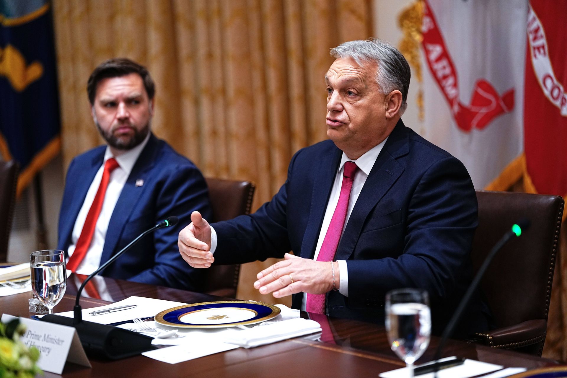 Vance komentuje porażkę Orbana. "Jest mi przykro"