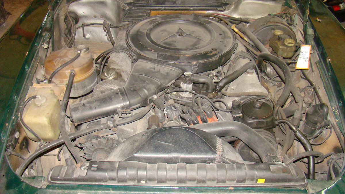 Mercedes M117 silnik