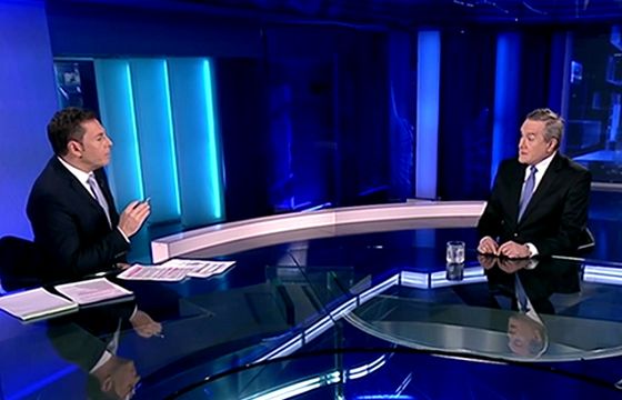 Dziennikarze o krytyce „Wiadomości” przez Piotra Glińskiego: polityczna odwaga czy przesada, mogą polecieć głowy