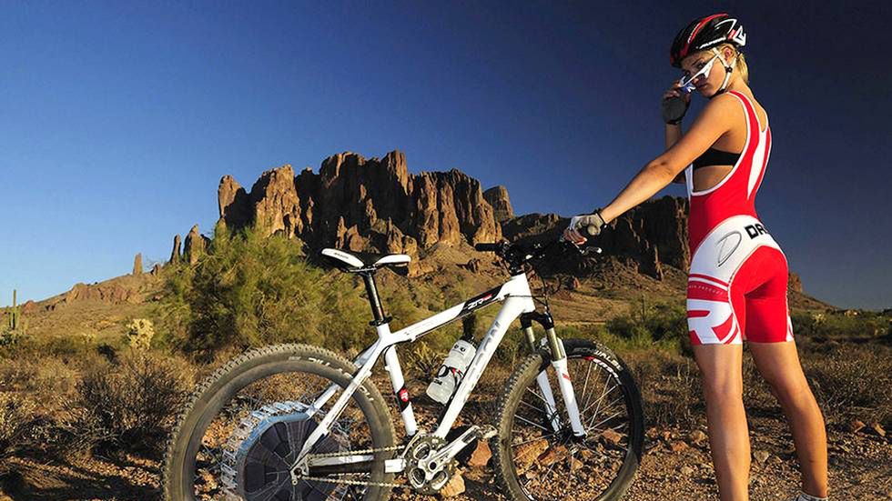 Daymak Drive System zmieni zwykły rower w rower elektryczny zasilany słońcem 1