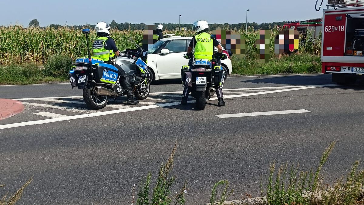 Wypadek busa z dziećmi. Lądował śmigłowiec LPR