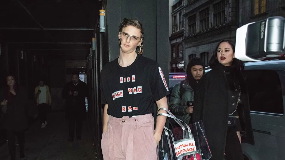 Chłopak udawał modela na Tygodniu Mody. Oszukał fotografów i gwiazdy 1