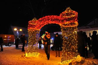 Miasta oszczędzają na świątecznej iluminacji