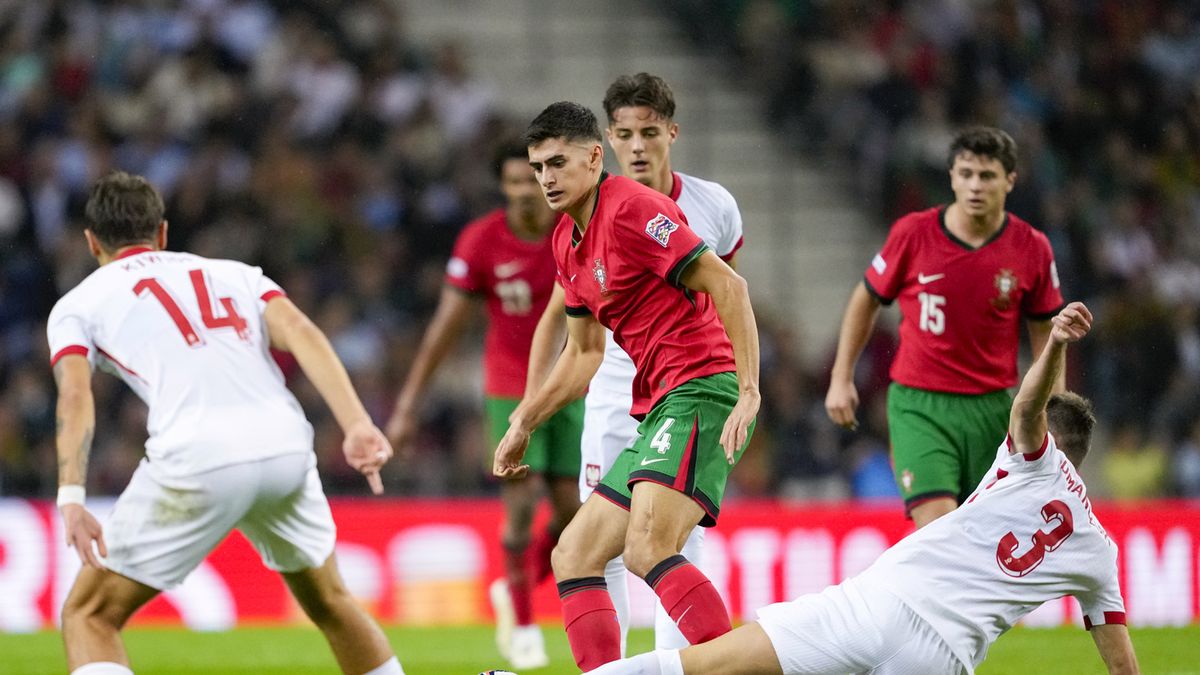 Getty Images / Eurasia Sport Images / Piłkarze reprezentacji Polski i Portugalii