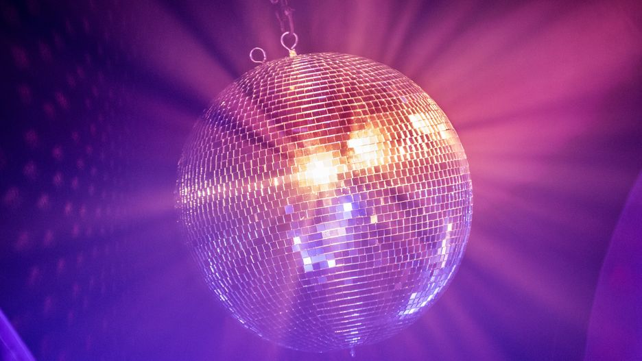 Nysa. Otwarty klub, a w nim kilkaset osób. Policja nie interweniowała