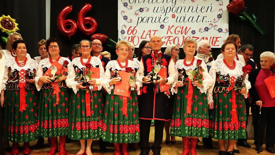 W Grojcu świętowano jubileusze miejscowego Koła Gospodyń Wiejskich i zespołu śpiewaczy &#34;Grojczanie&#34;.