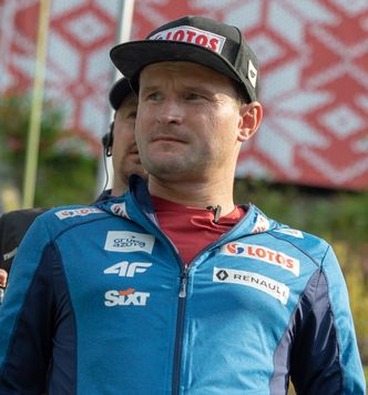 Zimny prysznic dla polskich skoczków