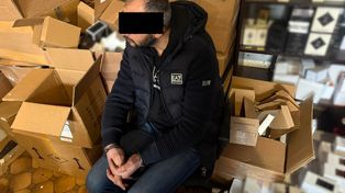 Mazowieckie: Magazyn podróbek pod Warszawą. Towar za blisko 25 mln zł